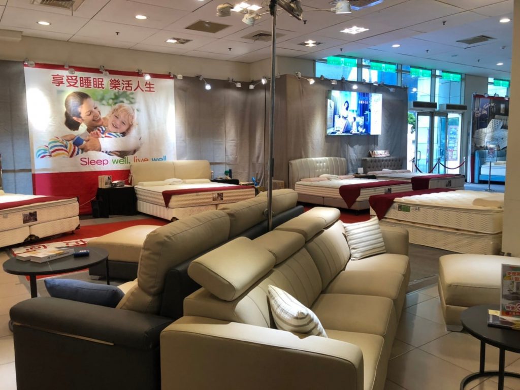 家具名床展